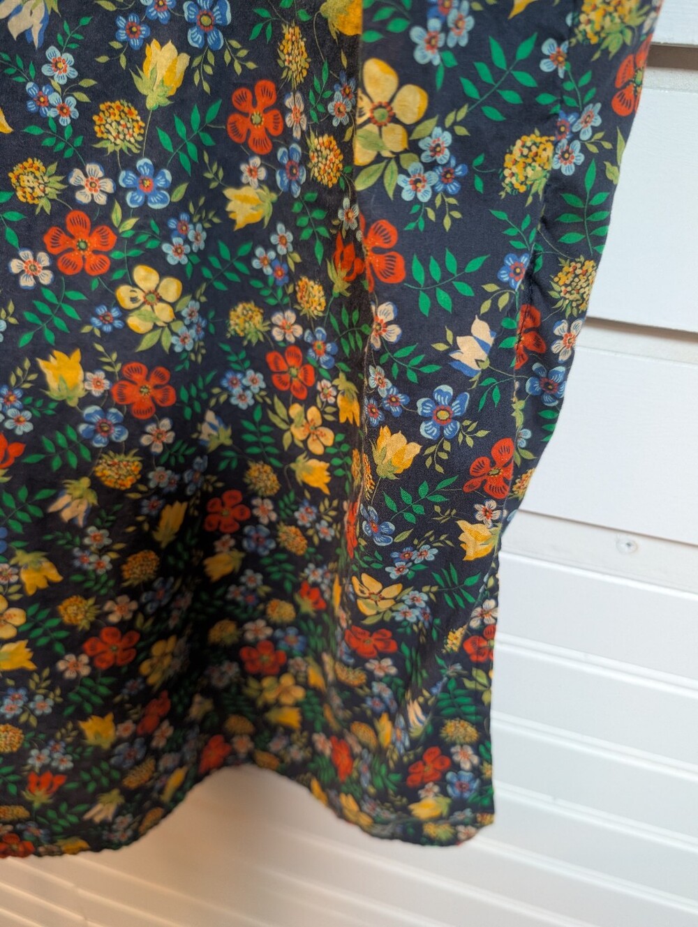 Sleepy Jones Cornett Gown in Liberty Fabric Edenham Floral Navy Size M EUC - Picture 8 of 12